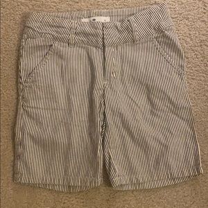 Girls size 7 Old Navy shorts